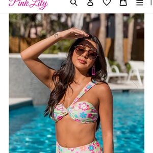 Pink Lily Bathing Suit Top - size small